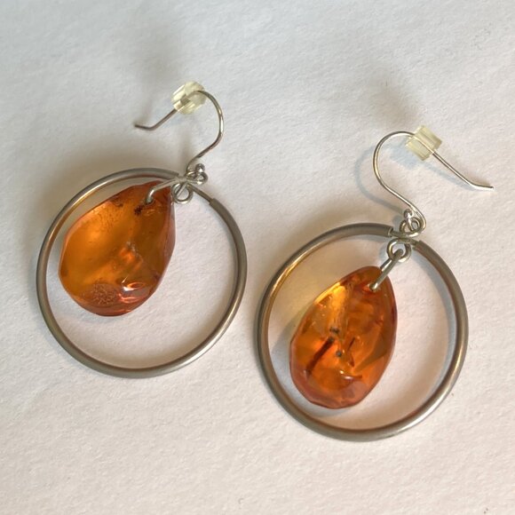 Baltic Amber Dangle Earrings - Vintage - Picture 5 of 5